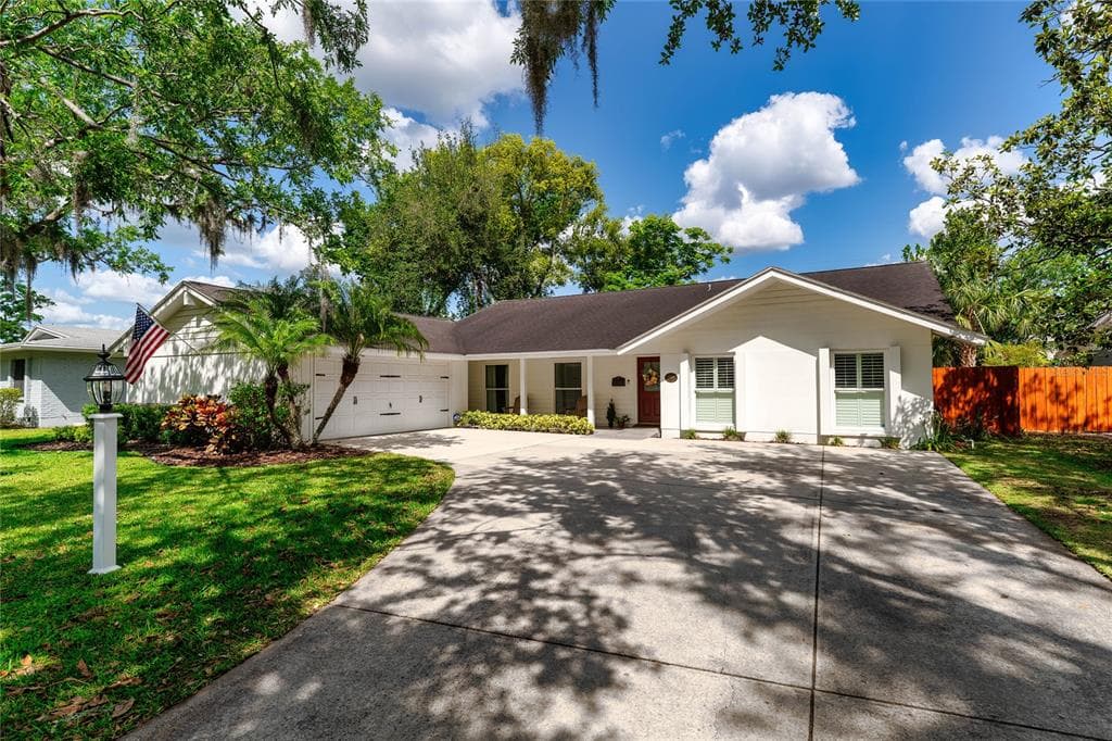 10609 ORANGE GROVE DRIVE
