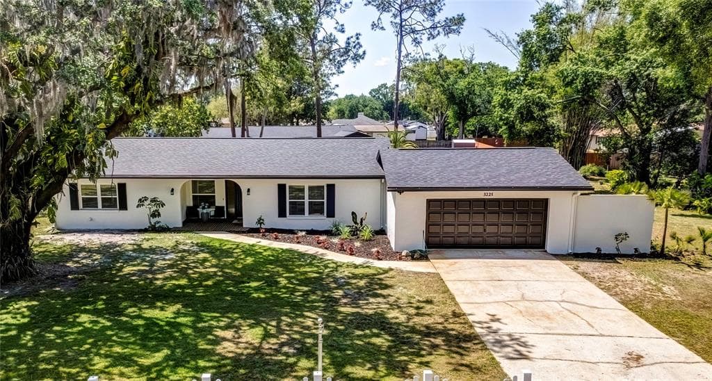 3225 BEA COURT LAND O LAKES, FL 34639