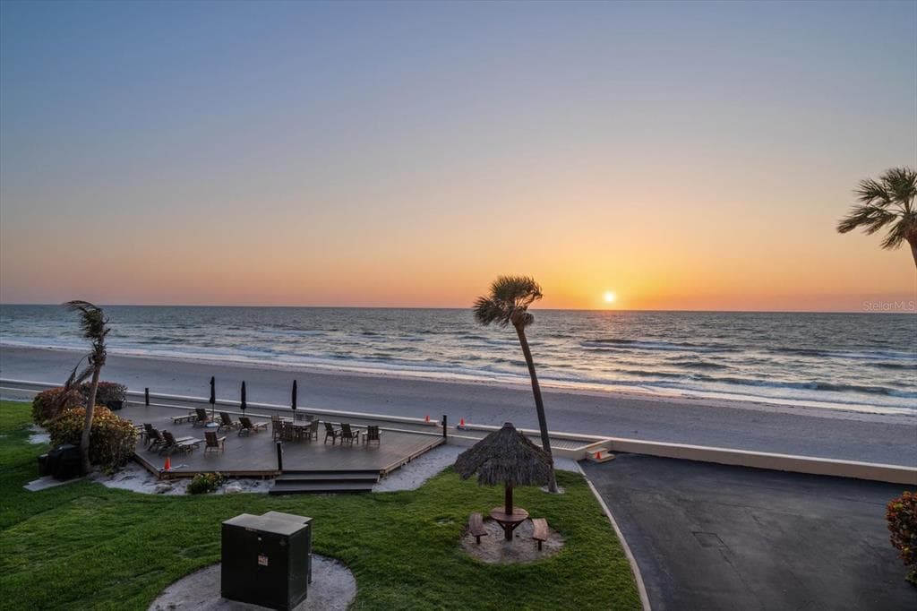 3500 GULF BOULEVARD UNIT 314 BELLEAIR BEACH, FL 33786