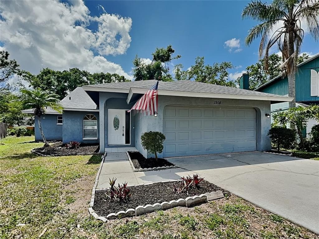 1914 WOOD HOLLOW PLACE SARASOTA, FL 34235