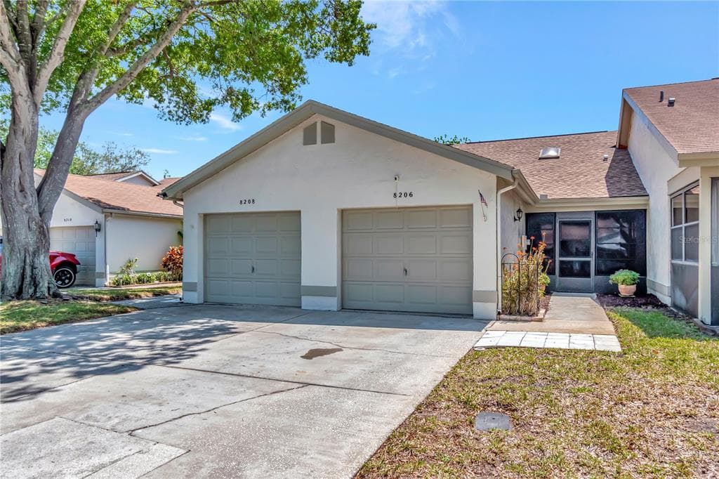8206 LEAFY COURT PORT RICHEY, FL 34668