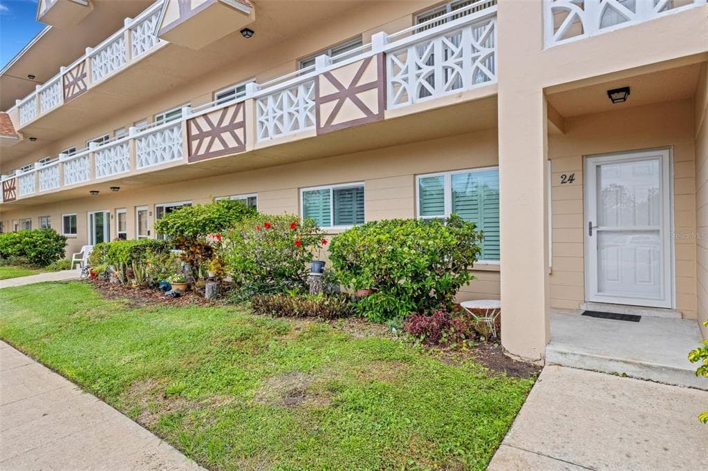 2310 DENMARK STREET UNIT 24 CLEARWATER, FL 33763