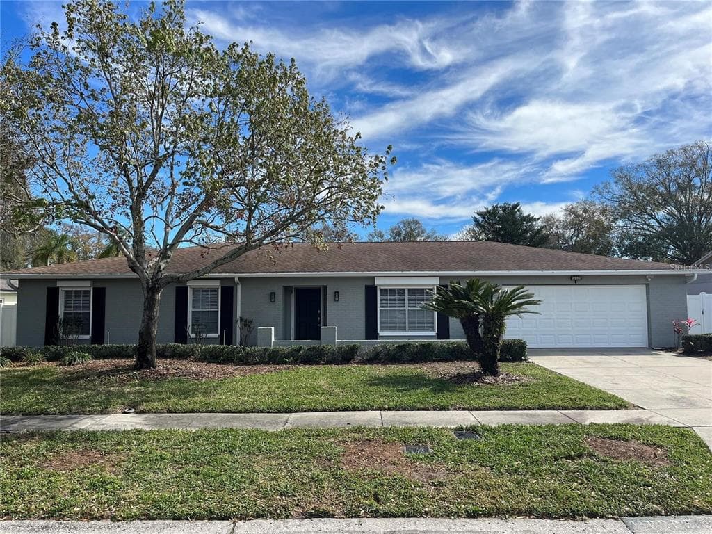 13305 MORAN DRIVE TAMPA, FL 33618