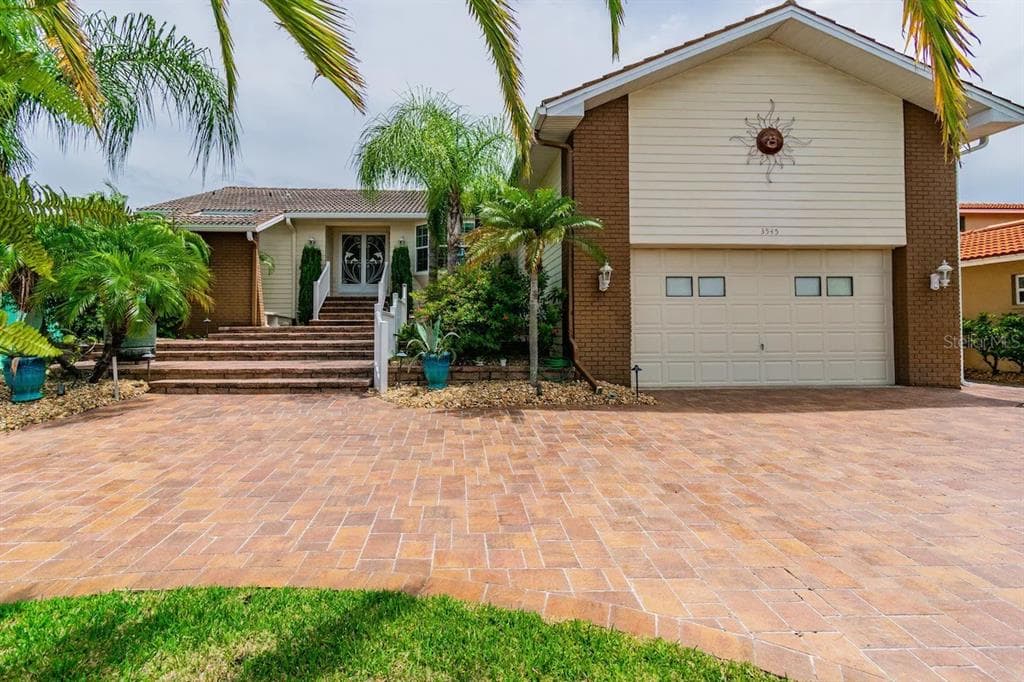 3545 SEAWAY DRIVE NEW PORT RICHEY, FL 34652
