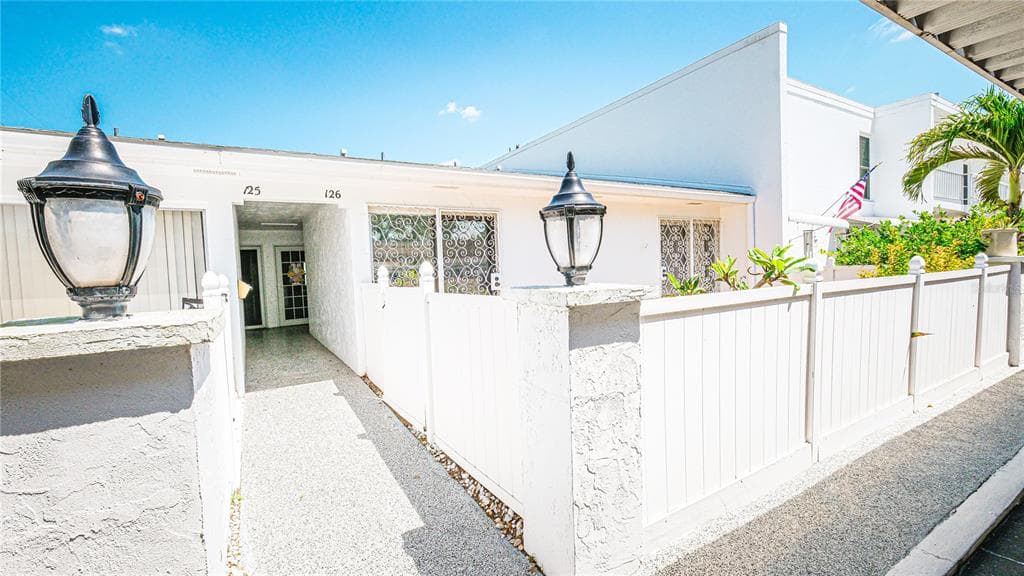 1655 S HIGHLAND AVENUE UNIT F126 CLEARWATER, FL 33756