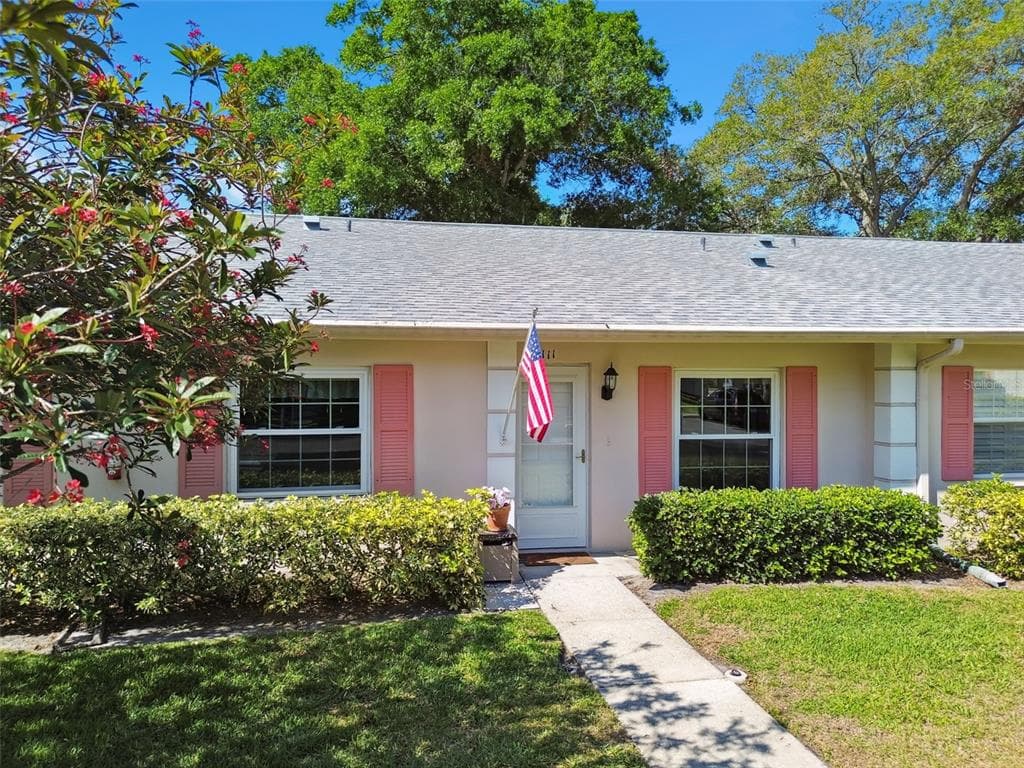 1535 NURSERY ROAD UNIT 111 CLEARWATER, FL 33756