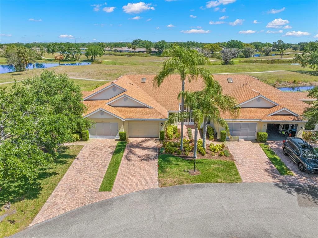 2307 NEW ORCHARD COURT SUN CITY CENTER, FL 33573