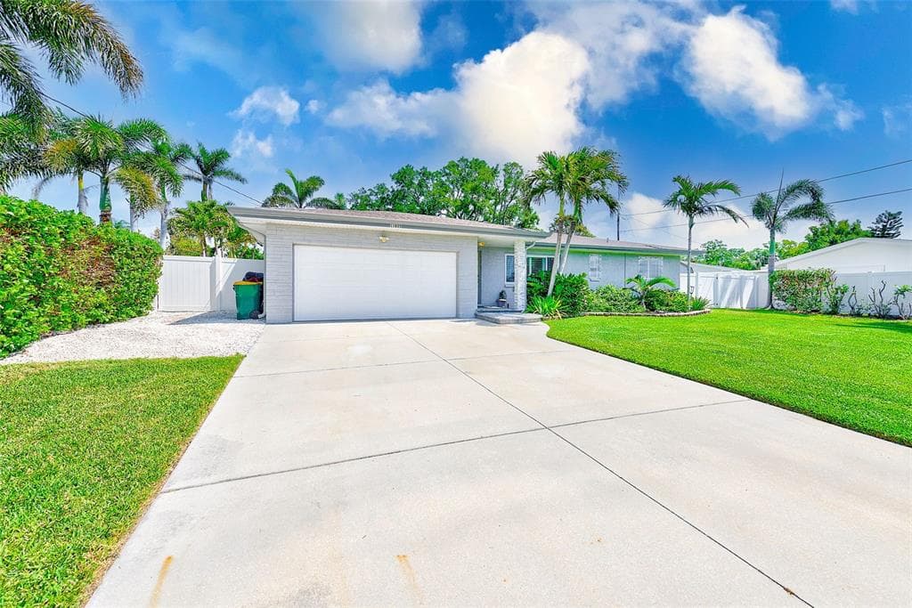 11035 HURON ROAD