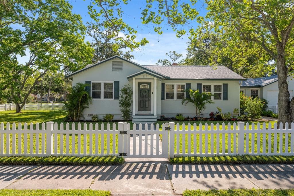 317 N WASHINGTON AVENUE CLEARWATER, FL 33755