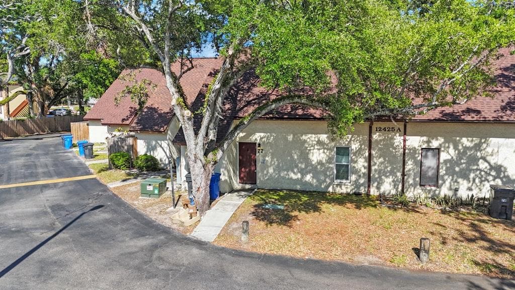 12425 TOUCHTON DRIVE UNIT 77 TAMPA, FL 33617