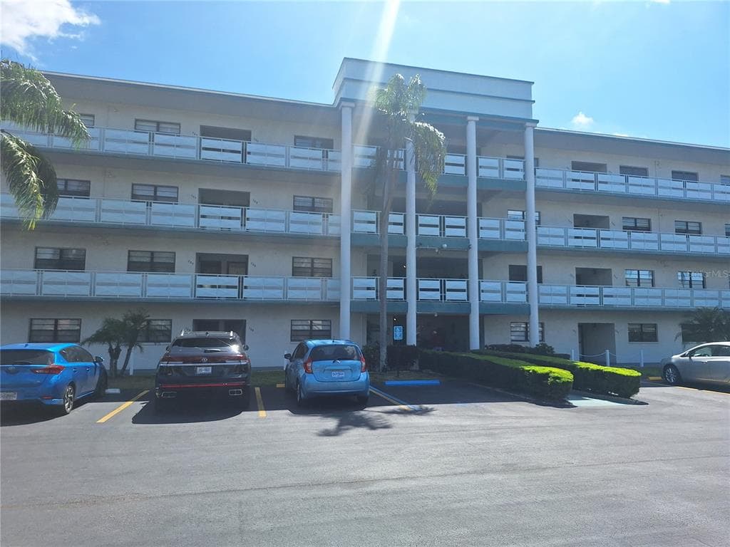5970 80TH STREET N UNIT 312 ST PETERSBURG, FL 33709