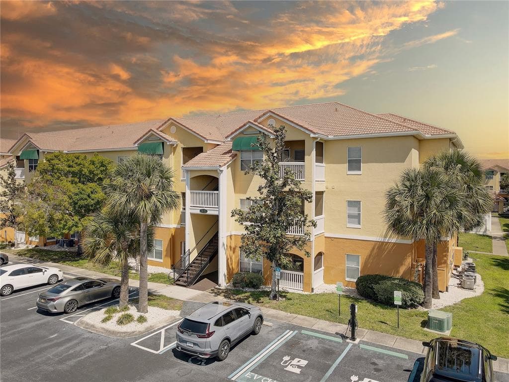 10764 70TH AVENUE UNIT 6107