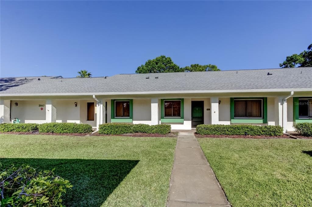 2557 LAURELWOOD DRIVE UNIT 10E CLEARWATER, FL 33763