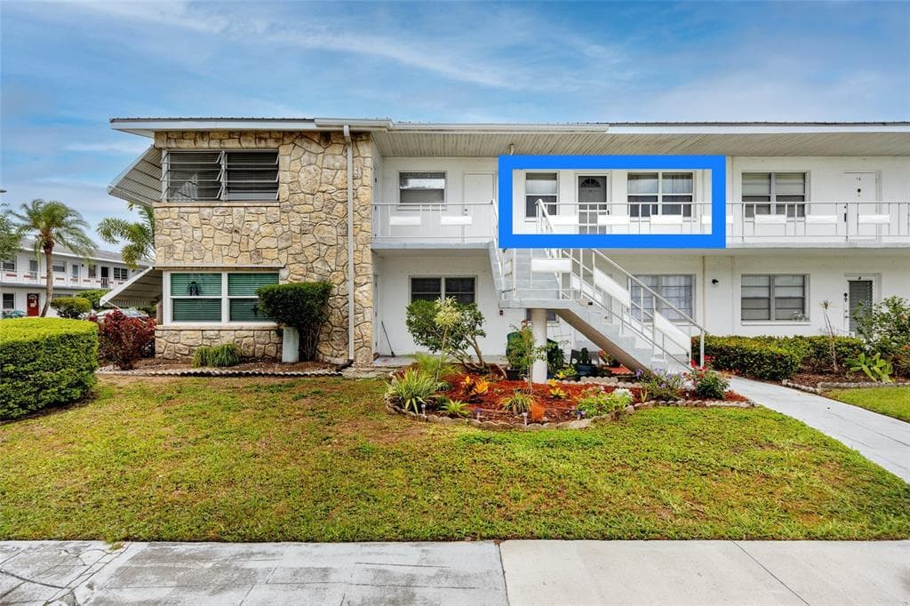 5915 18TH STREET N UNIT 11 ST PETERSBURG, FL 33714
