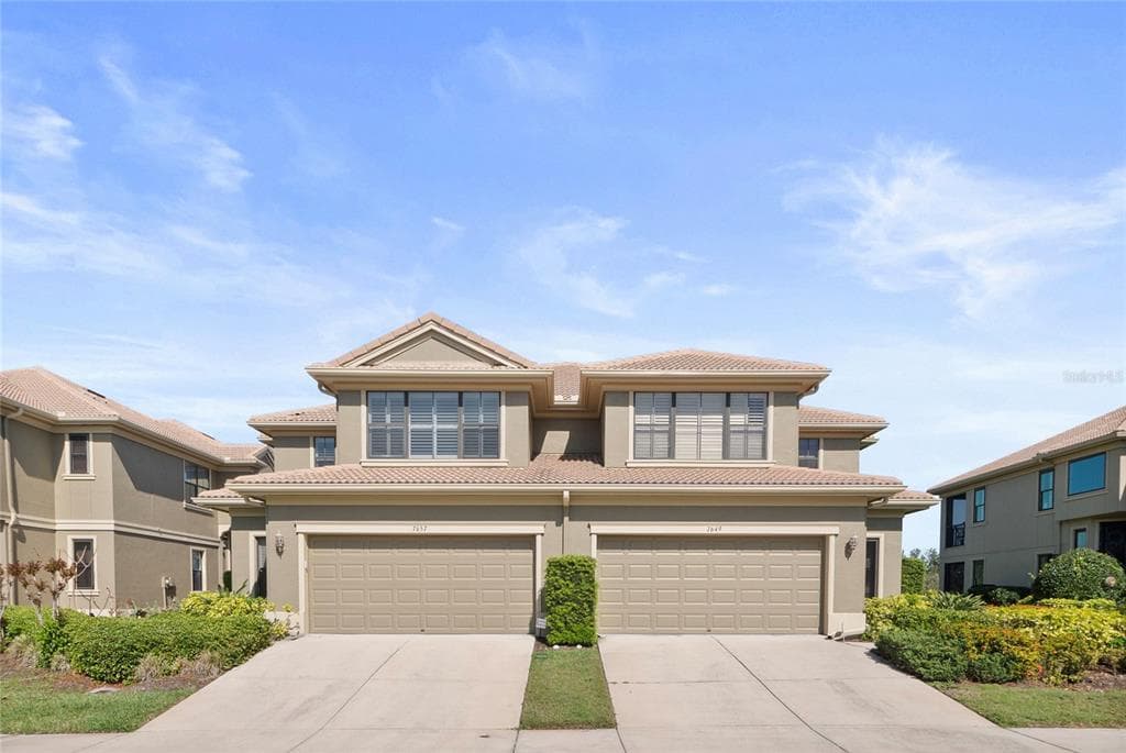 7657 CAPONATA BOULEVARD SEMINOLE, FL 33777