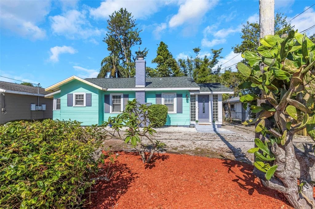 2016 DOUGLAS AVENUE CLEARWATER, FL 33755