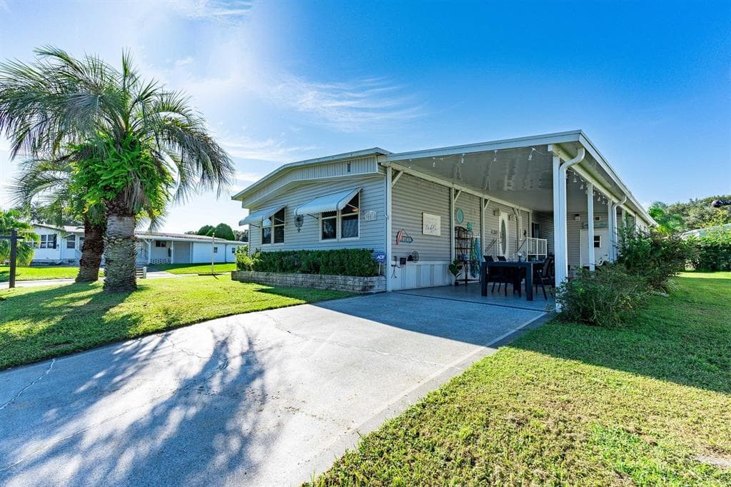 38510 STAFFORD DRIVE ZEPHYRHILLS, FL 33540
