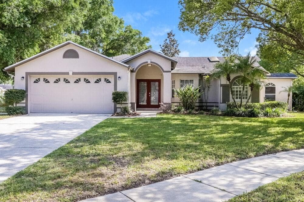 8602 WILDWYND COURT ODESSA, FL 33556