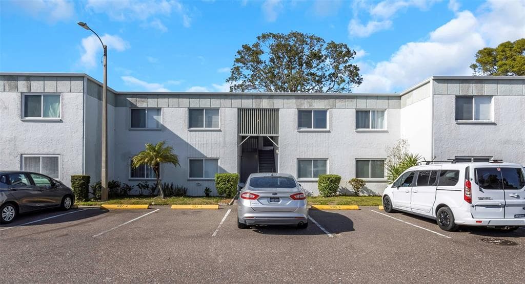 833 N KEENE ROAD UNIT W25 CLEARWATER, FL 33755