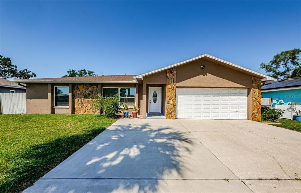 241 19TH STREET PALM HARBOR, FL 34683