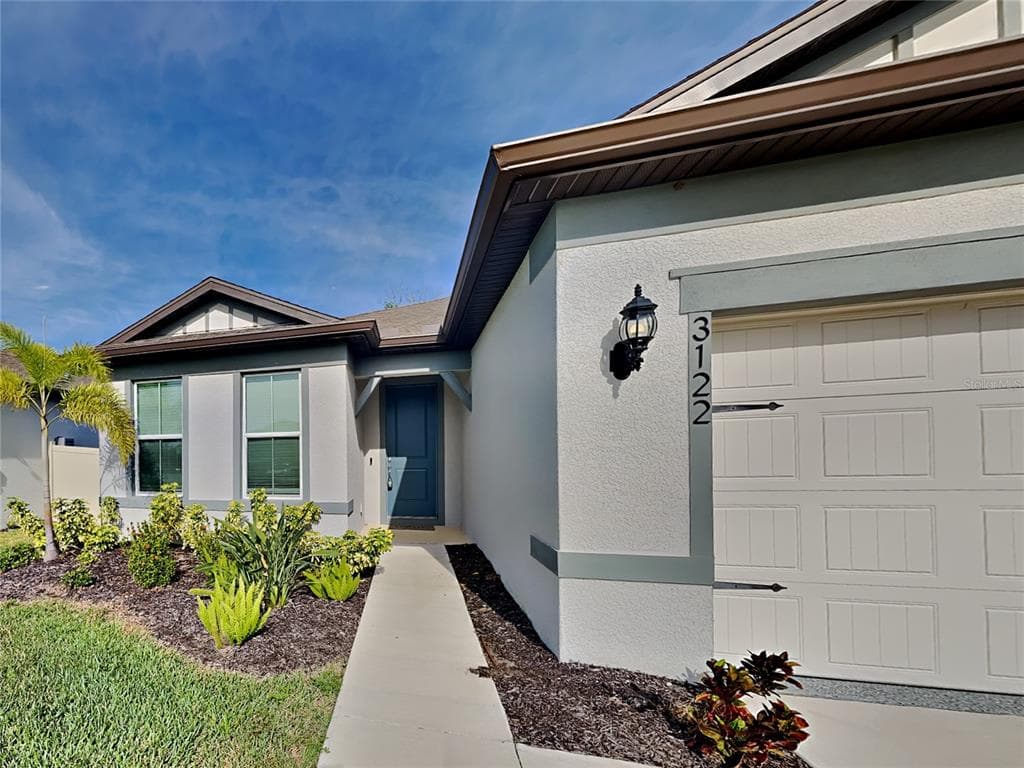3122 61ST DRIVE E