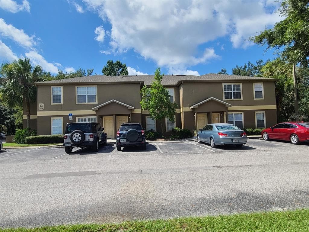 36106 LAKE CHASE BOULEVARD UNIT 104 ZEPHYRHILLS, FL 33541