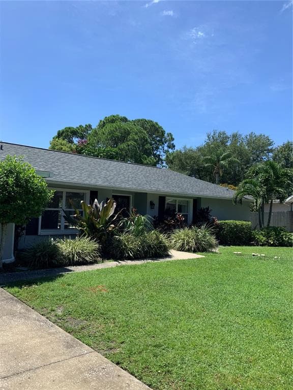 2942 WHISPER LANE N CLEARWATER, FL 33762
