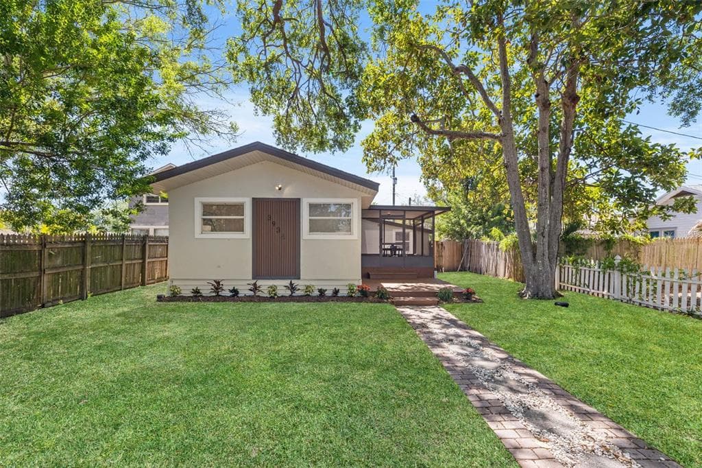 3936 10TH AVENUE N ST PETERSBURG, FL 33713