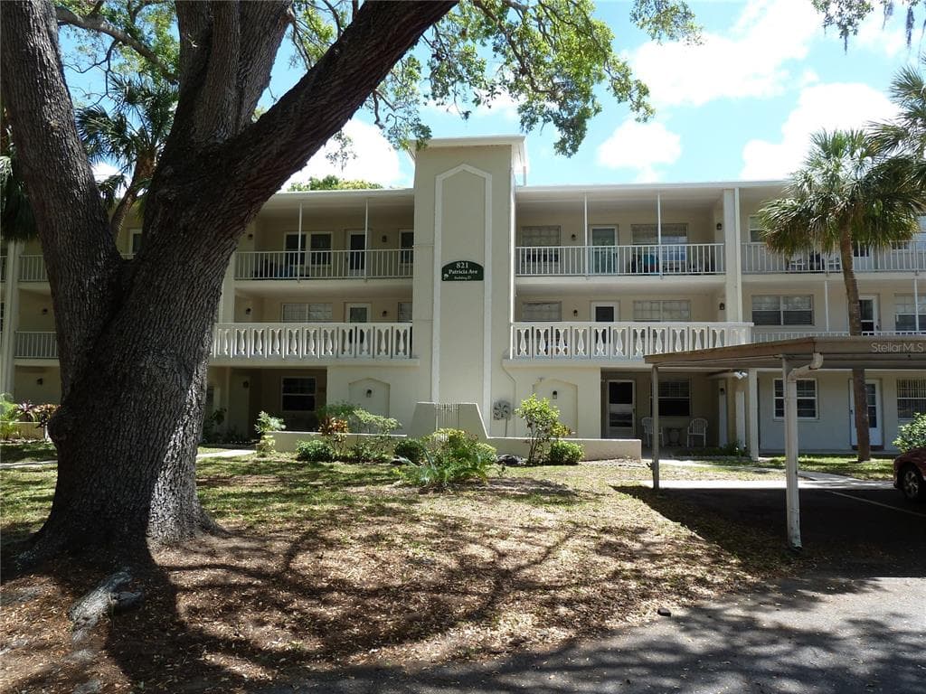 821 PATRICIA AVENUE UNIT 106 DUNEDIN, FL 34698