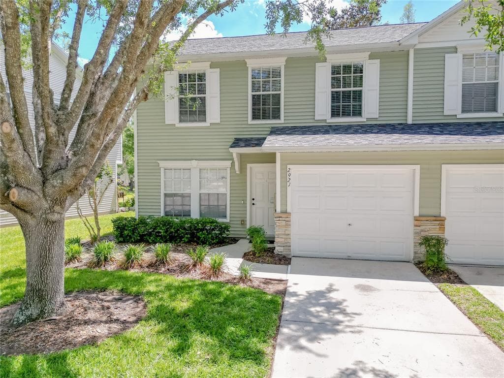 2921 AMBER OAK DRIVE VALRICO, FL 33594