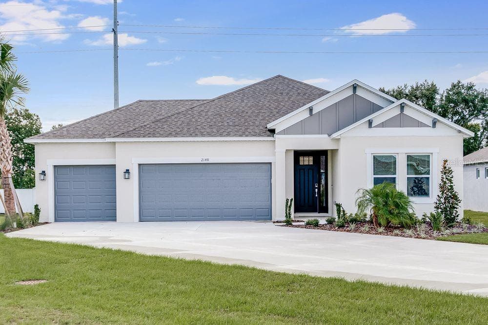 2148 BABBLING BROOK BOULEVARD AUBURNDALE, FL 33823