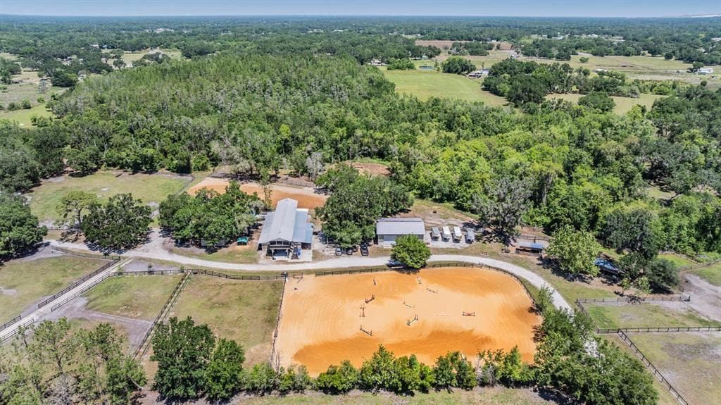 6306 BARTON ROAD PLANT CITY, FL 33565