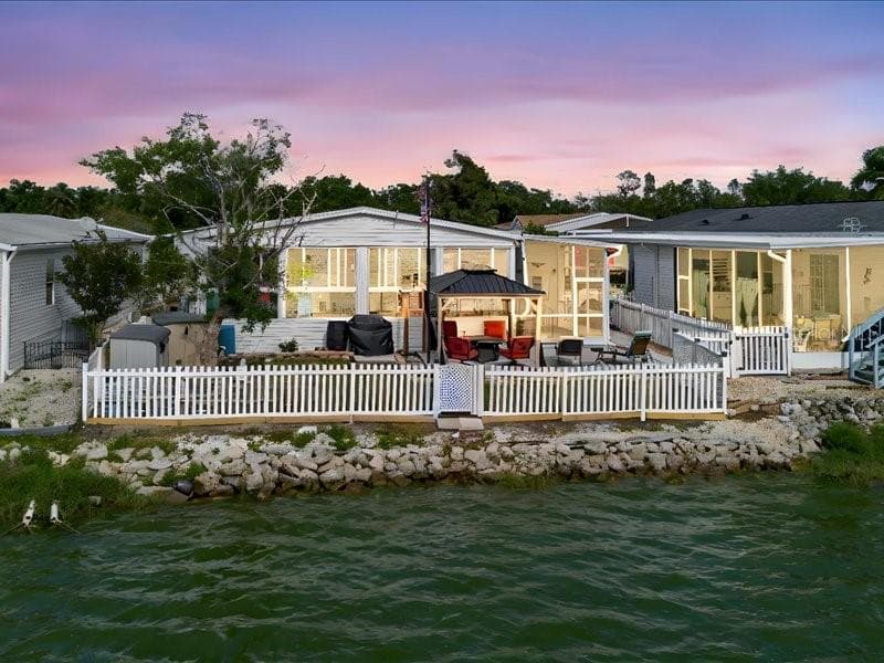 8444 FANTASIA PARK WAY RIVERVIEW, FL 33578