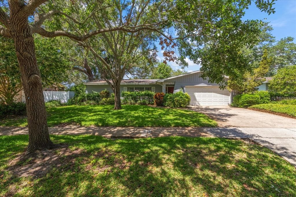 1340 WHISPERING PINES DRIVE CLEARWATER, FL 33764