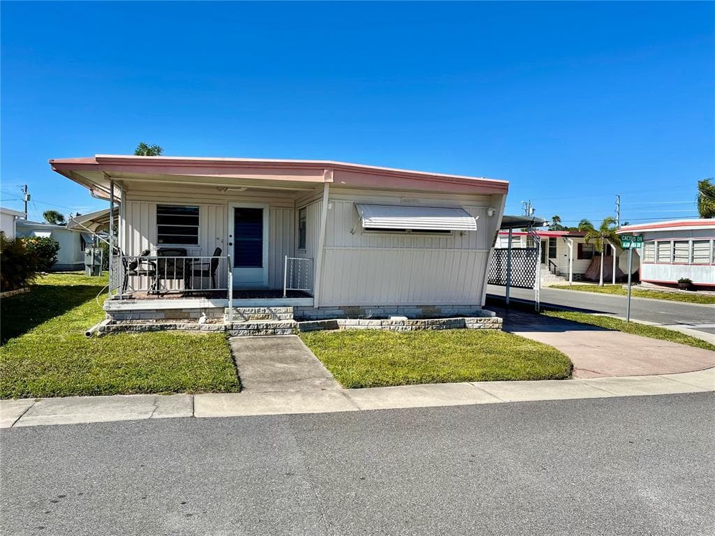 34461 CACTUS DRIVE PINELLAS PARK, FL 33781