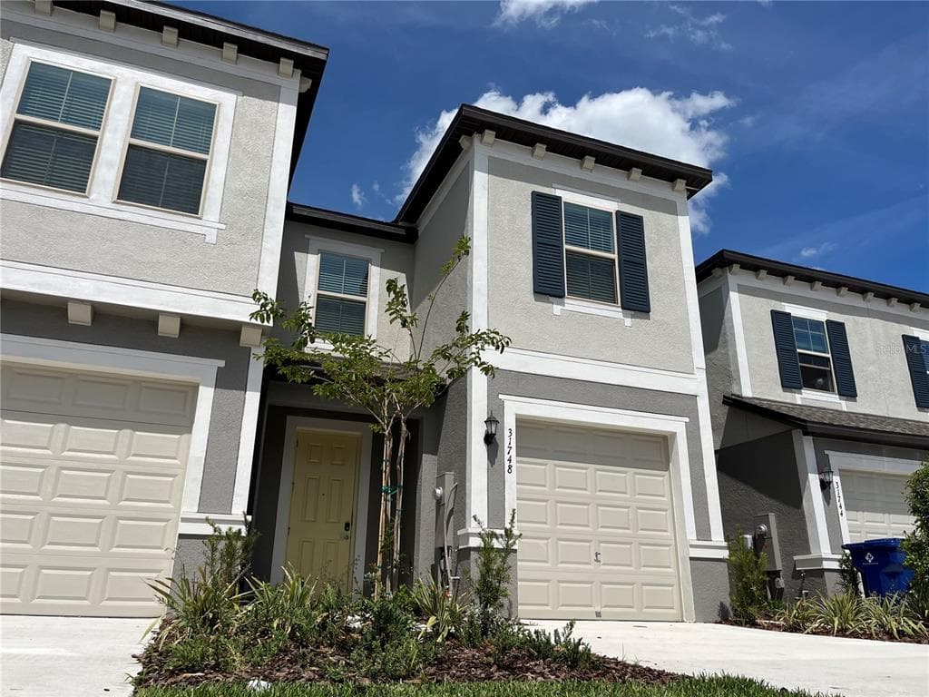 31748 BLUE PASSING LOOP WESLEY CHAPEL, FL 33545