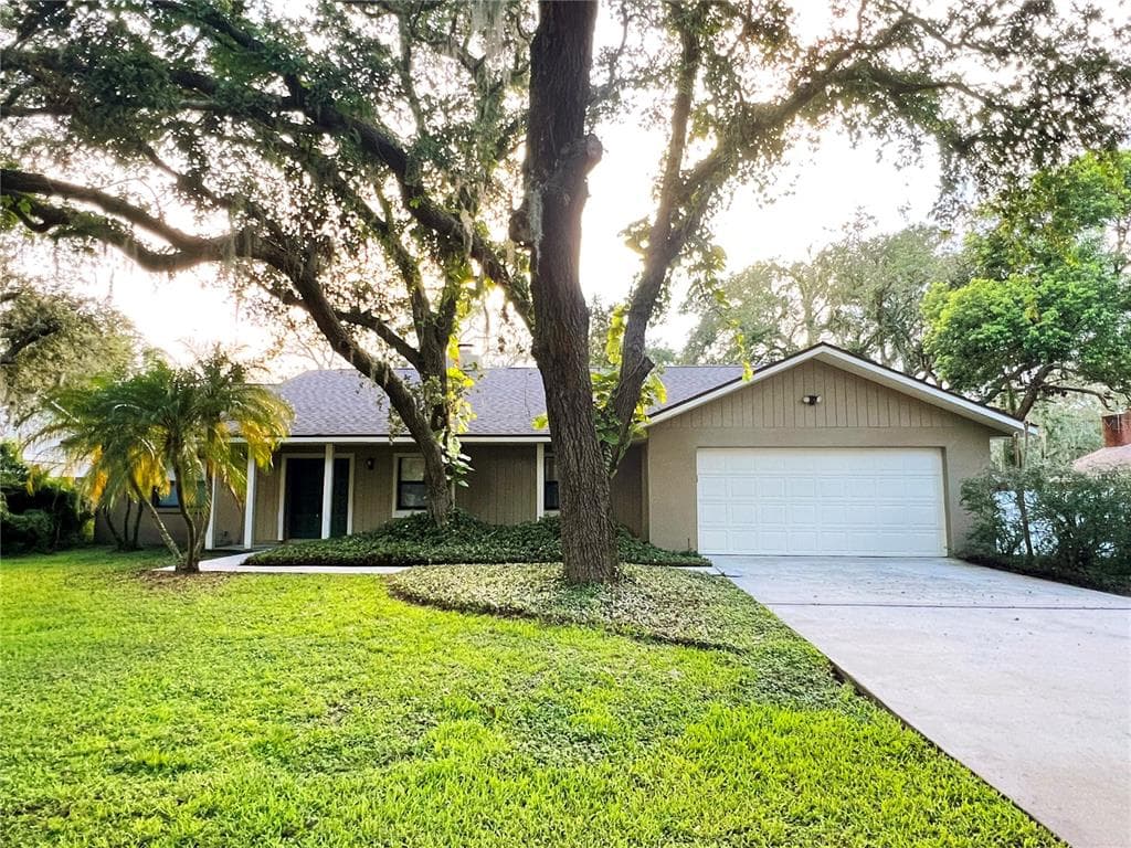 3907 APPLEGATE CIRCLE BRANDON, FL 33511
