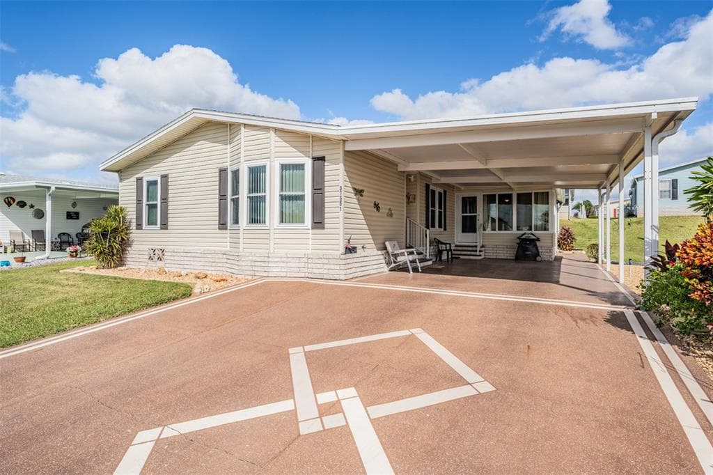 37551 LILLY BEA AVENUE ZEPHYRHILLS, FL 33541
