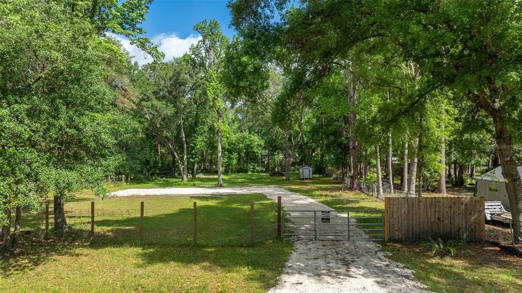 . CASEY ROAD BROOKSVILLE, FL 34601