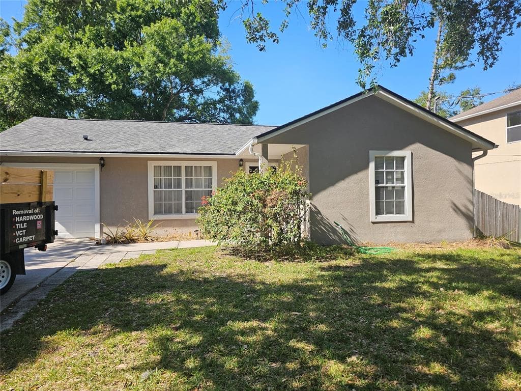 4605 W LOUGHMAN STREET TAMPA, FL 33616