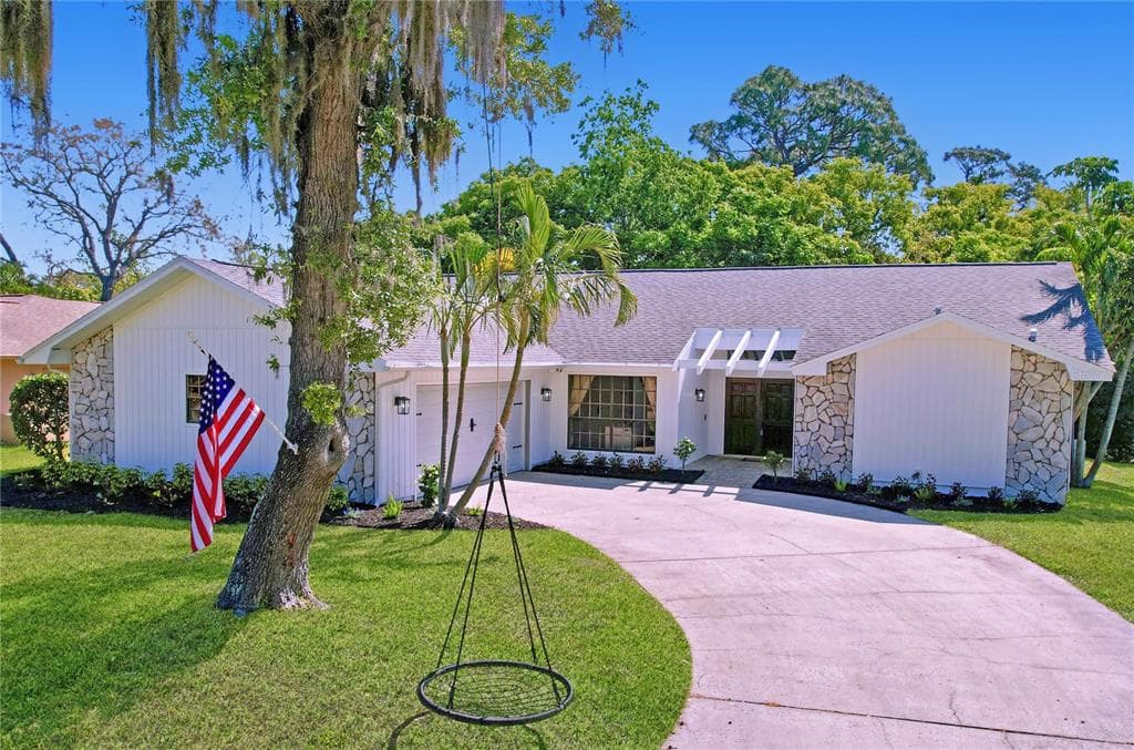 2473 INDIAN TRAIL W PALM HARBOR, FL 34683
