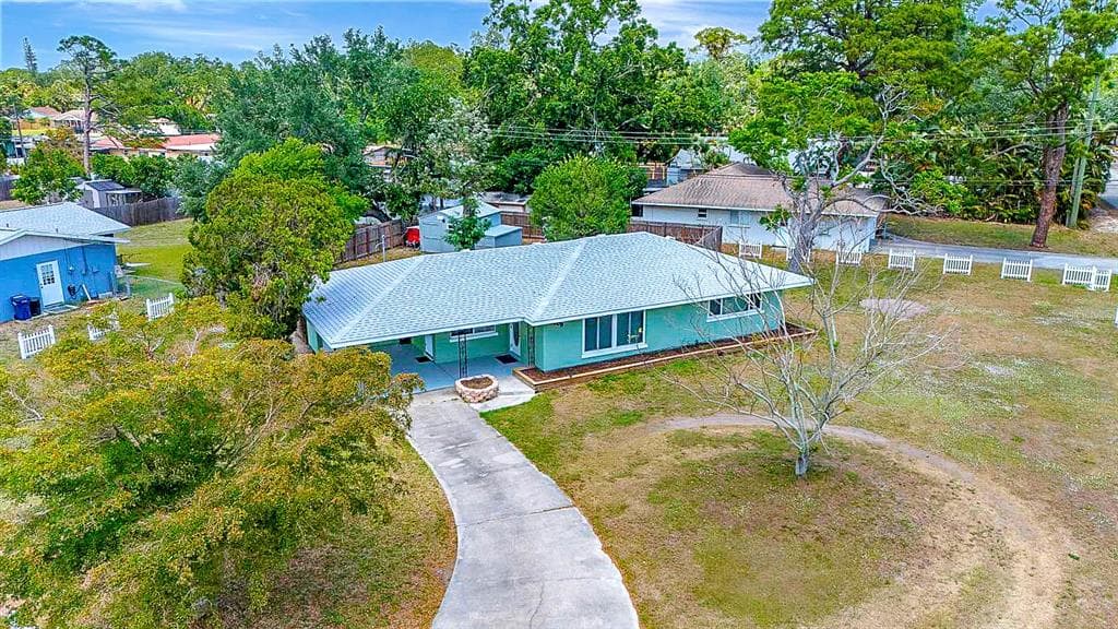5208 30TH STREET W BRADENTON, FL 34207