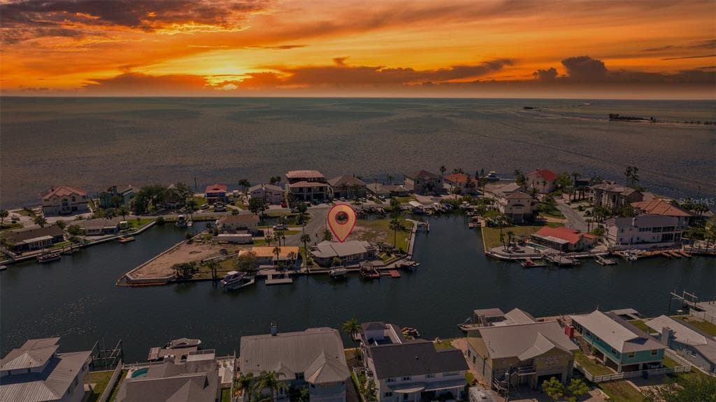 3085 BAYFRONT CIRCLE HERNANDO BEACH, FL 34607