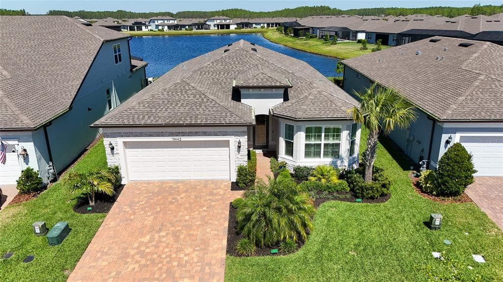 19442 SEA GLASS CIRCLE LAND O LAKES, FL 34638