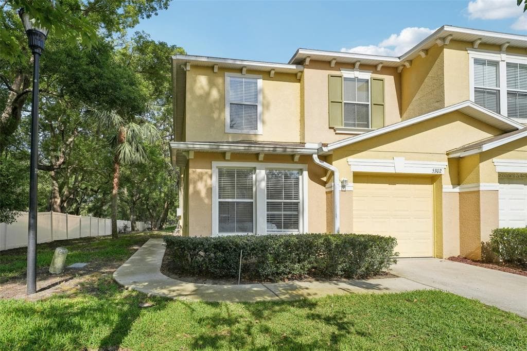 5302 ALOHA SEED DRIVE SEFFNER, FL 33584