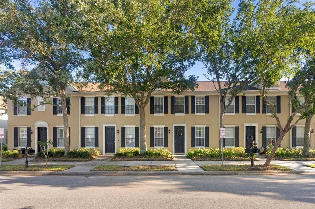 9534 WEST PARK VILLAGE DRIVE TAMPA, FL 33626
