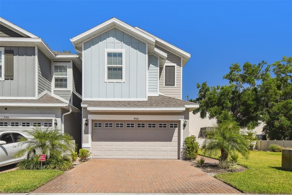 4300 SAILPLANE COURT WESLEY CHAPEL, FL 33545