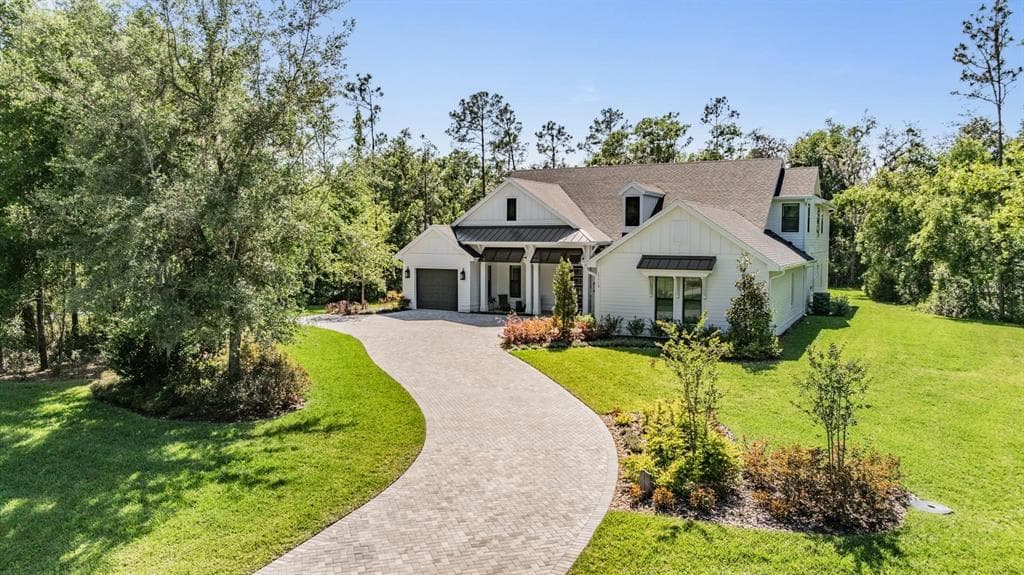 17712 ROYAL EAGLE LANE