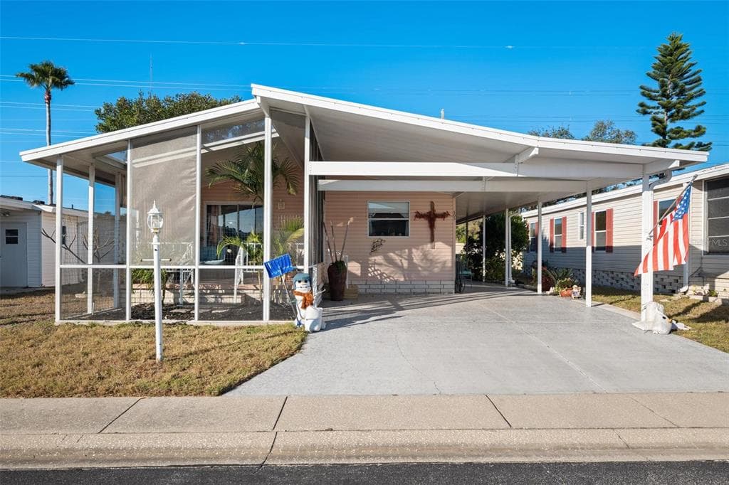 505 BARBARA WAY TARPON SPRINGS, FL 34689