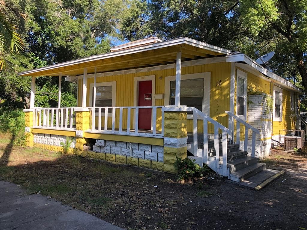 1045 13TH AVENUE S ST PETERSBURG, FL 33705